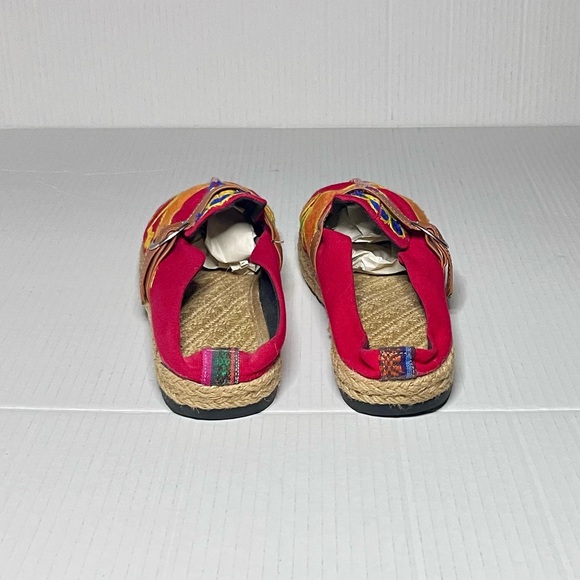 Linen Embroidered Clogs - Picture 9 of 13